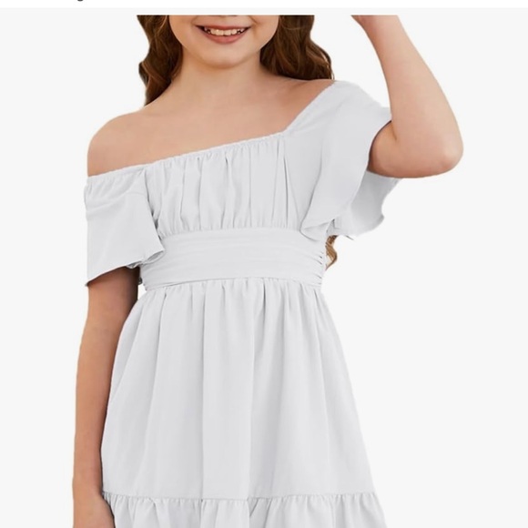 Elegant White Kids Dress - Picture 5 of 5